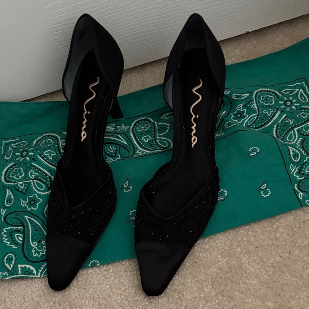 Nina Elegant Black Heels
